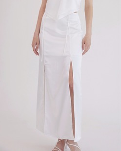 [ADELIO] glow four slit satin skirt, white